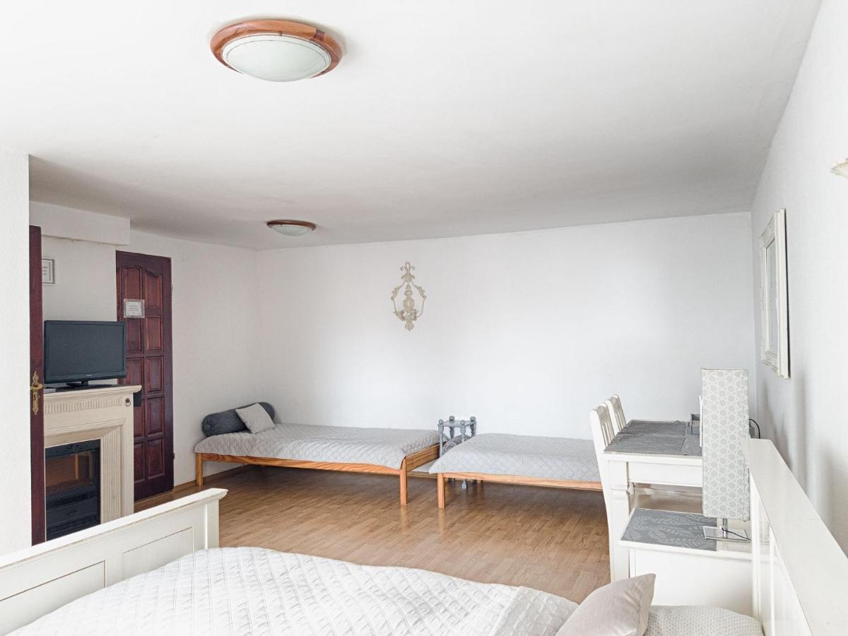 Retro Mozliwosc Wynajecia Calosci Dla Grup Homestay